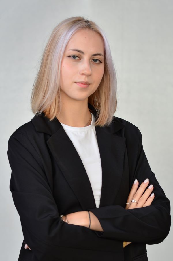 Колоныченко Екатерина Александровна.